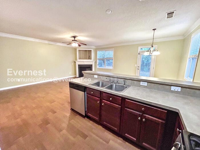 Building Photo - 7073 Blairs View Dr