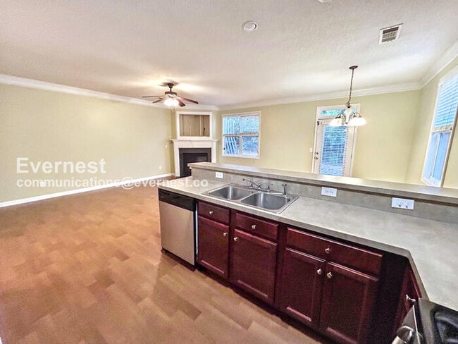 Building Photo - 7073 Blairs View Dr