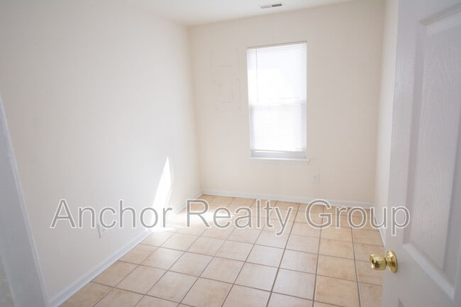 Building Photo - 5215 Condor St
