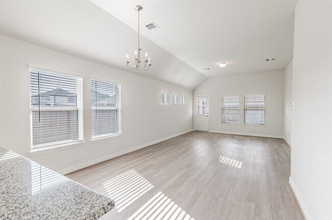 Building Photo - 7431 Sail Hl Dr