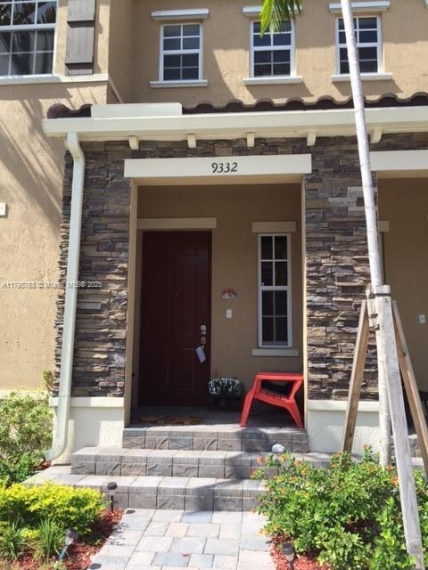 Building Photo - 9332 SW 171st Ct