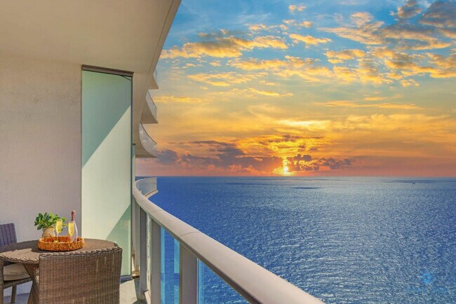 Building Photo - 4111 S Ocean Dr
