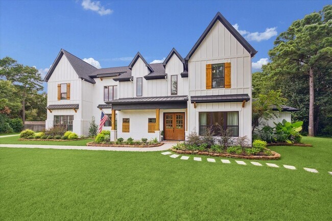Building Photo - 19414 Whispering Grove