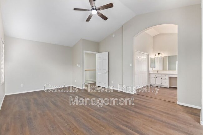 Building Photo - 1651 E Flint St