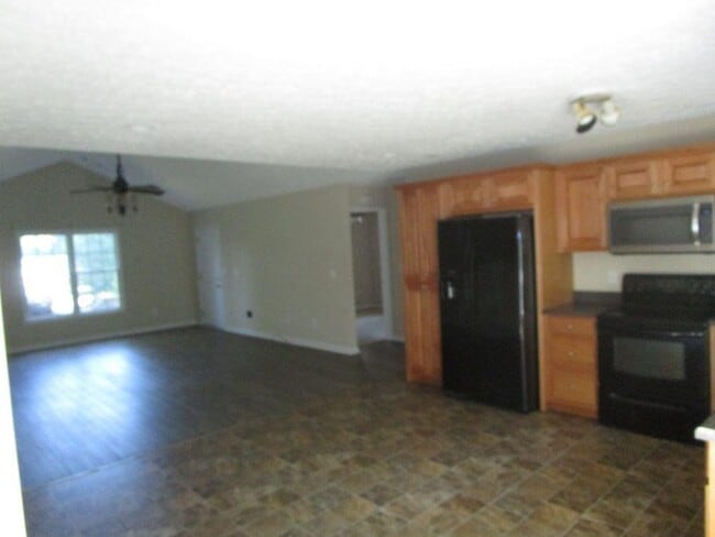 Building Photo - 315 High Ridge Ln