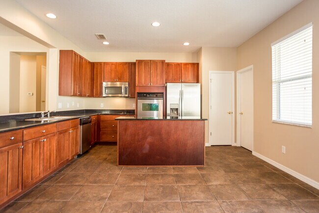 Building Photo - 2302 Abey Blanco Dr