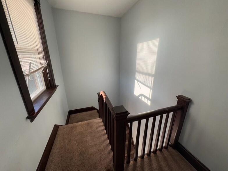 Building Photo - 2565 Orland Ave