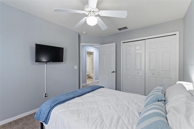 Building Photo - 546 Windsor Pl