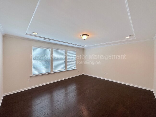 Building Photo - 761 McRae Rd