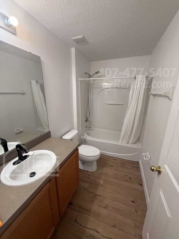 Building Photo - 1143 Madura Dr