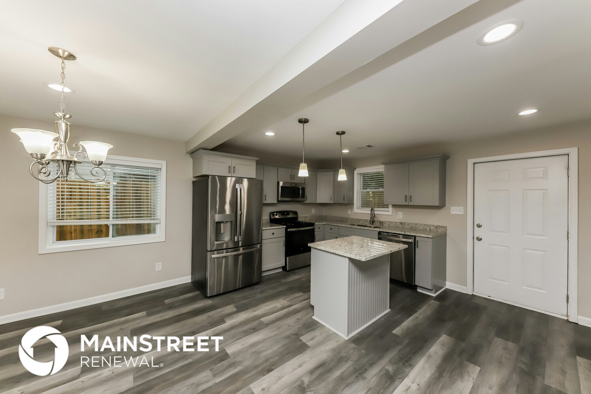 Building Photo - 3539 Meadowview Dr