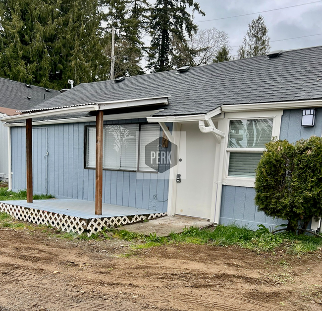 Primary Photo - Petite Studio in Parkland, WA