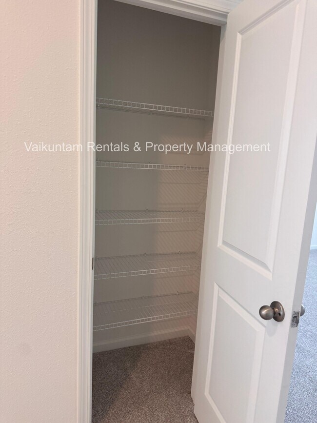 Building Photo - 91 Silver Myrtle Ct