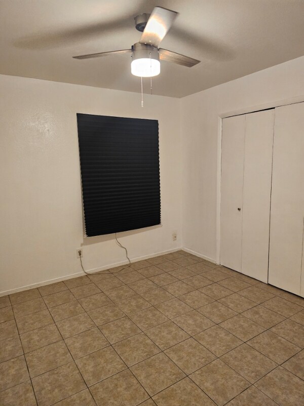 Building Photo - 4011 Happy Canyon Dr