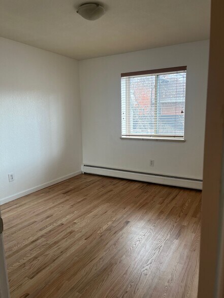 Bedroom - 1045 Clarkson St