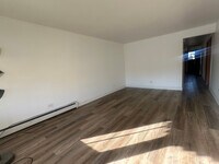 Building Photo - 5948 W 79th St