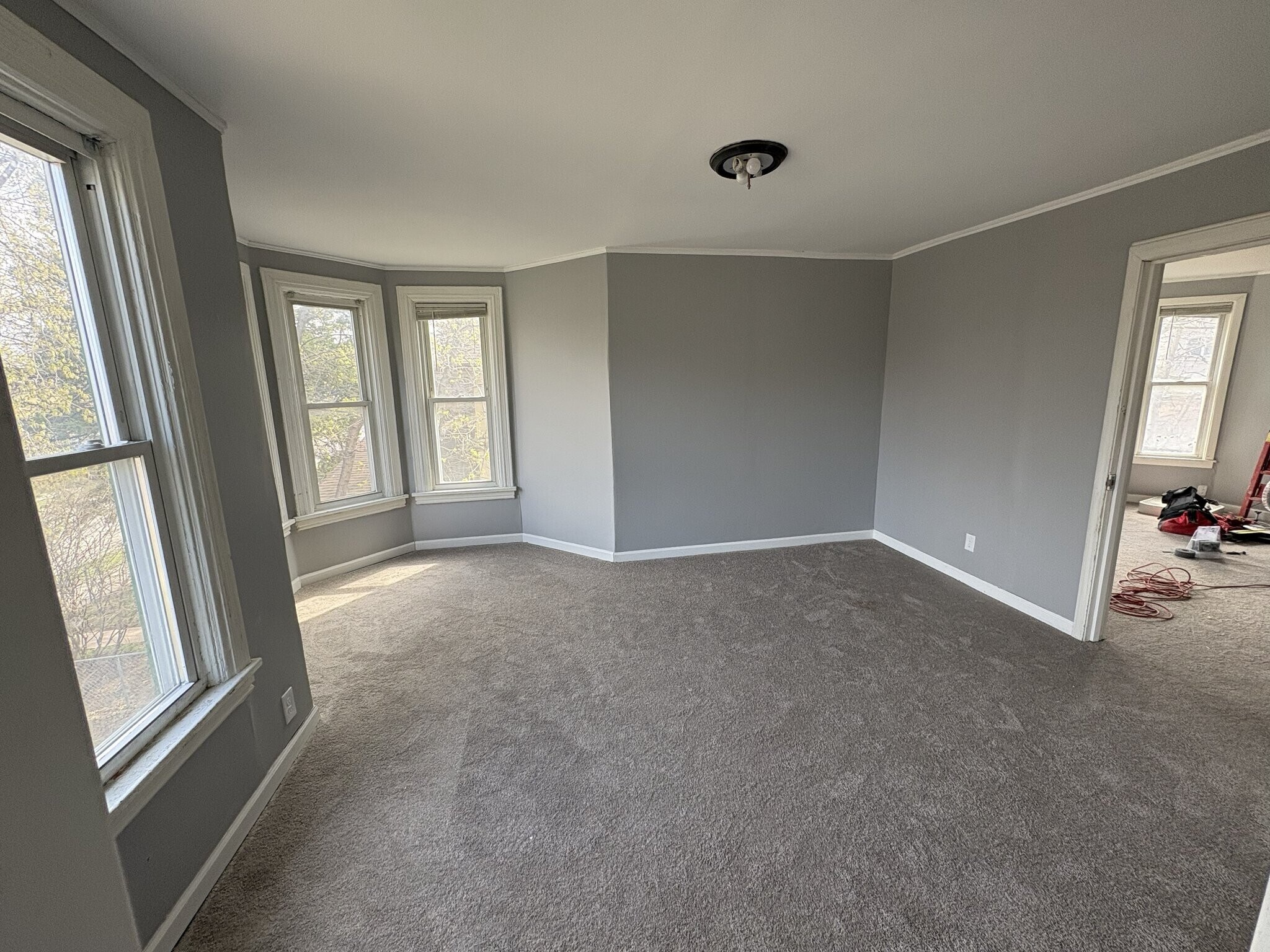 Building Photo - 2811 N Lyndale Ave