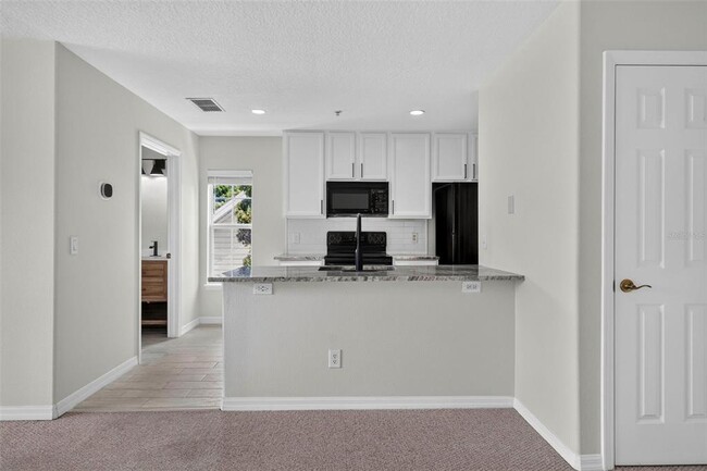 Building Photo - 2074 Shaw Ln