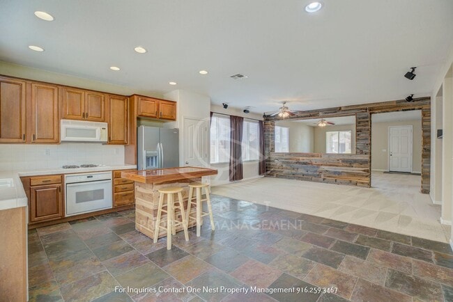 Building Photo - 1362 Paddington Way