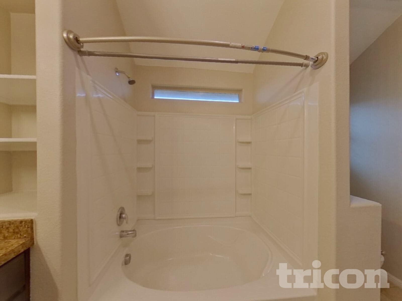 Building Photo - 752 Rutherford Dr