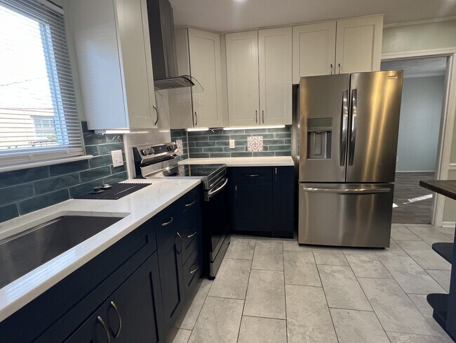 Building Photo - 424 Old Forge Ct