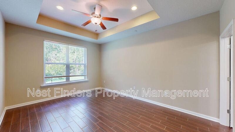 Building Photo - 656 Coconut Palm Pkwy