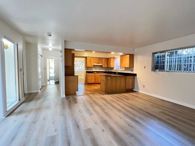 Building Photo - Excellent Downtown Palo Alto Single Story ...