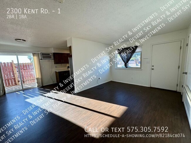 Building Photo - Centrally located 2 bedroom 1 bath apartment