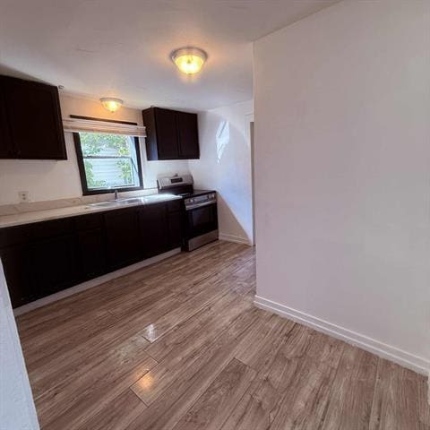 Building Photo - 309 W Hull St