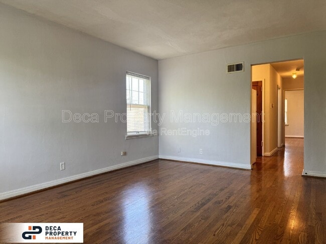 Building Photo - 7315 Pasadena Blvd
