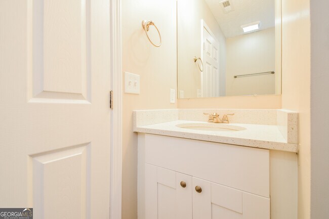 Building Photo - 4066 Jewel Terrace