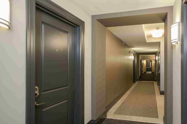 Building Photo - The Hudson House