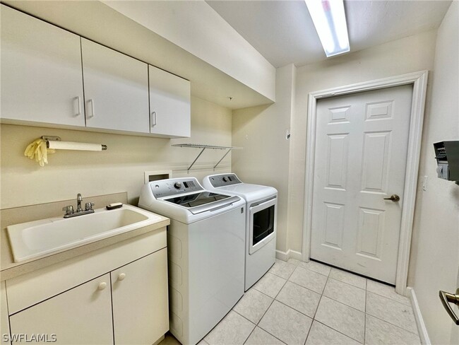 Building Photo - 3302 Twilight Ln