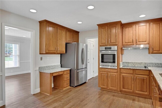 Building Photo - 5223 Davantry Dr
