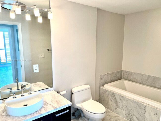 Building Photo - 244 Biscayne Blvd