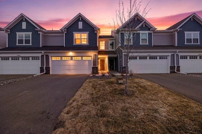 Building Photo - 20065 62nd Pl