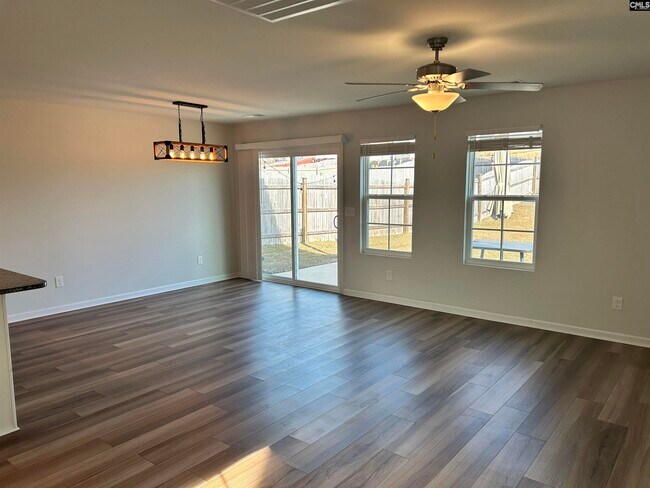 Building Photo - 1449 Tanreall Dr