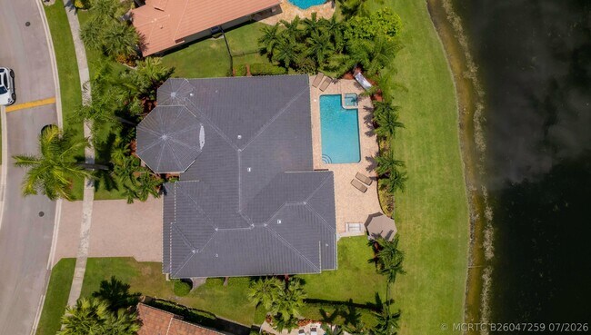 Building Photo - 10849 Bal Harbor Dr