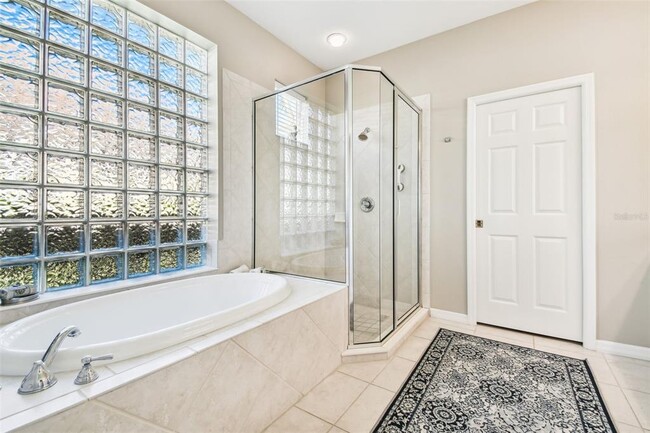 Building Photo - 7328 Lake Forest Gln