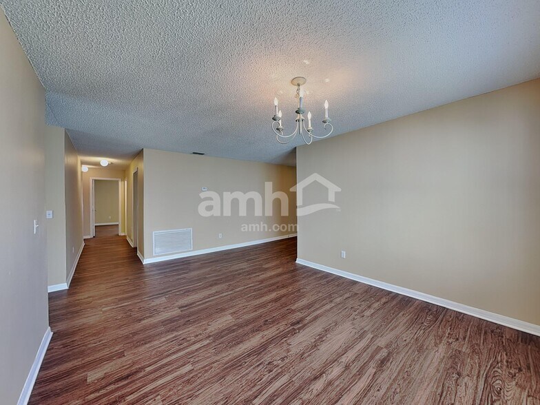 Building Photo - 14610 Rockledge Grove Ct