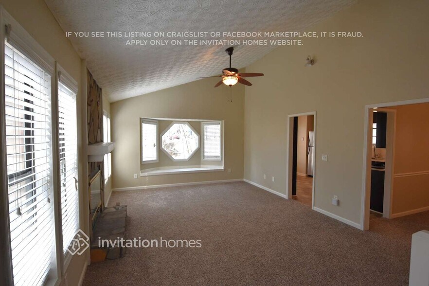 Building Photo - 2679 Forest Way NE