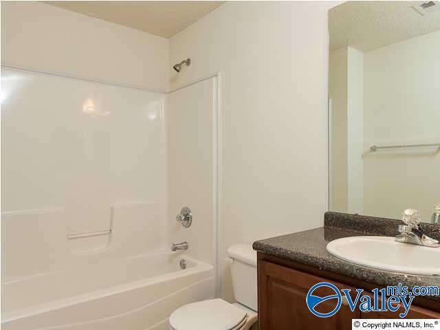Building Photo - 212 Crab Orchard Dr