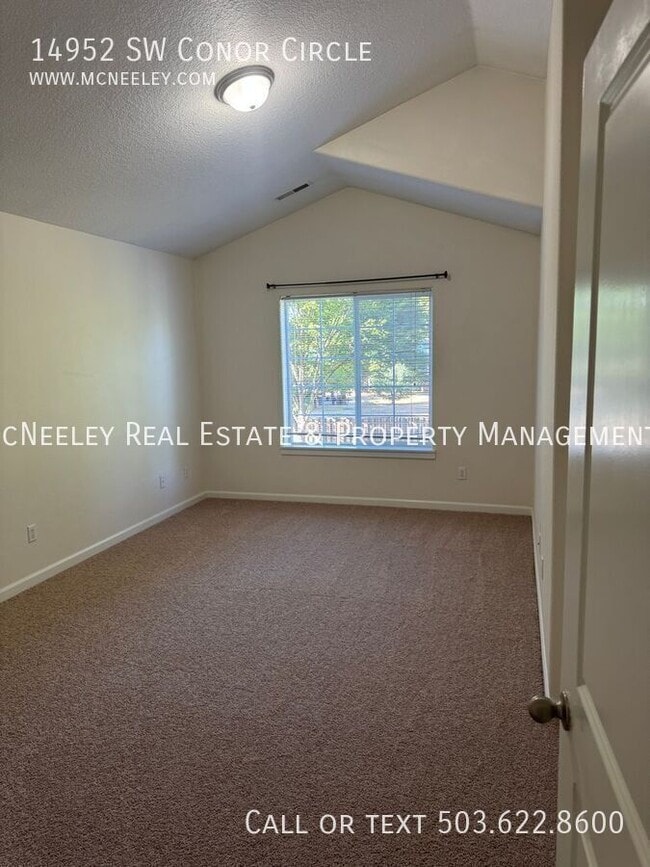Building Photo - 14952 SW Conor Cir