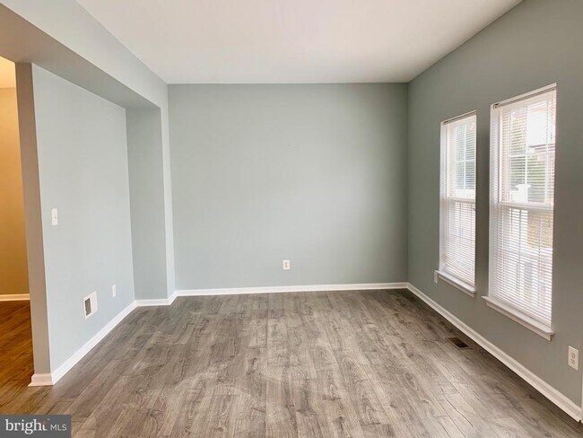 Building Photo - 8108 Horseshoe Cottage Cir