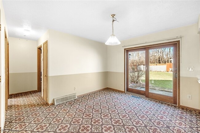 Building Photo - 775 Shelley Pkwy