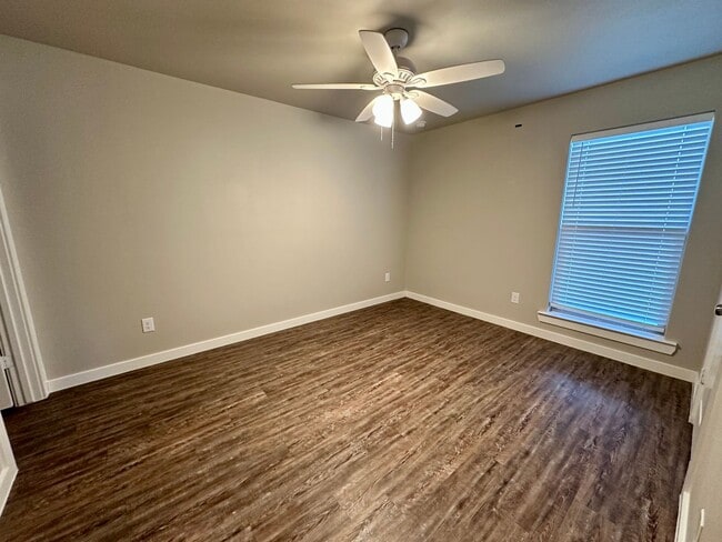 Building Photo - 2012 Bryan Ave