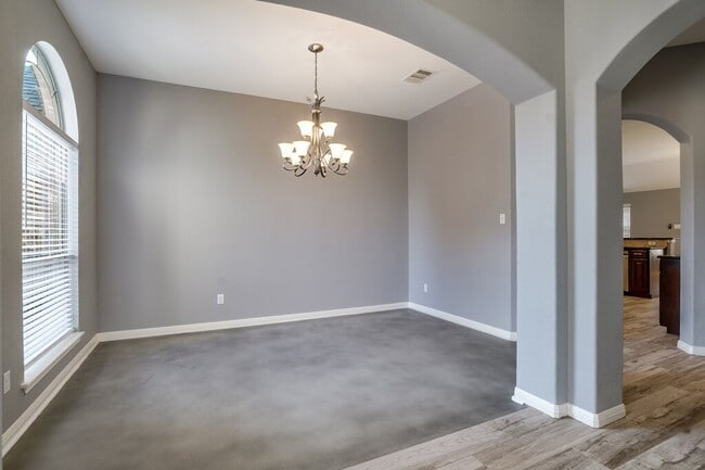 Building Photo - 125 Snowdrift Trail