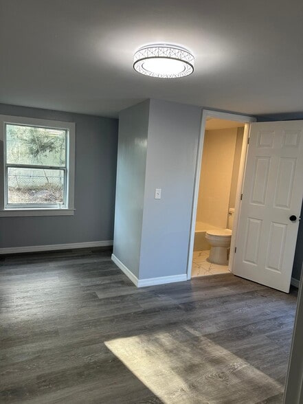 Building Photo - 1956 W 25th St