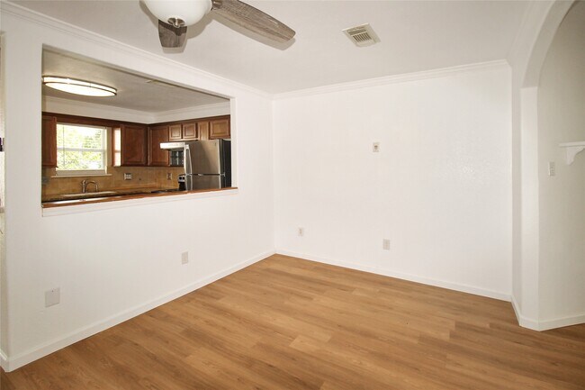 Building Photo - 1133 9th St