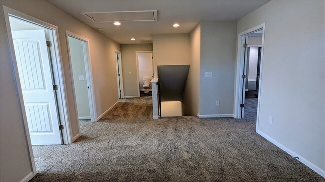Building Photo - 405 Sonoma Ct